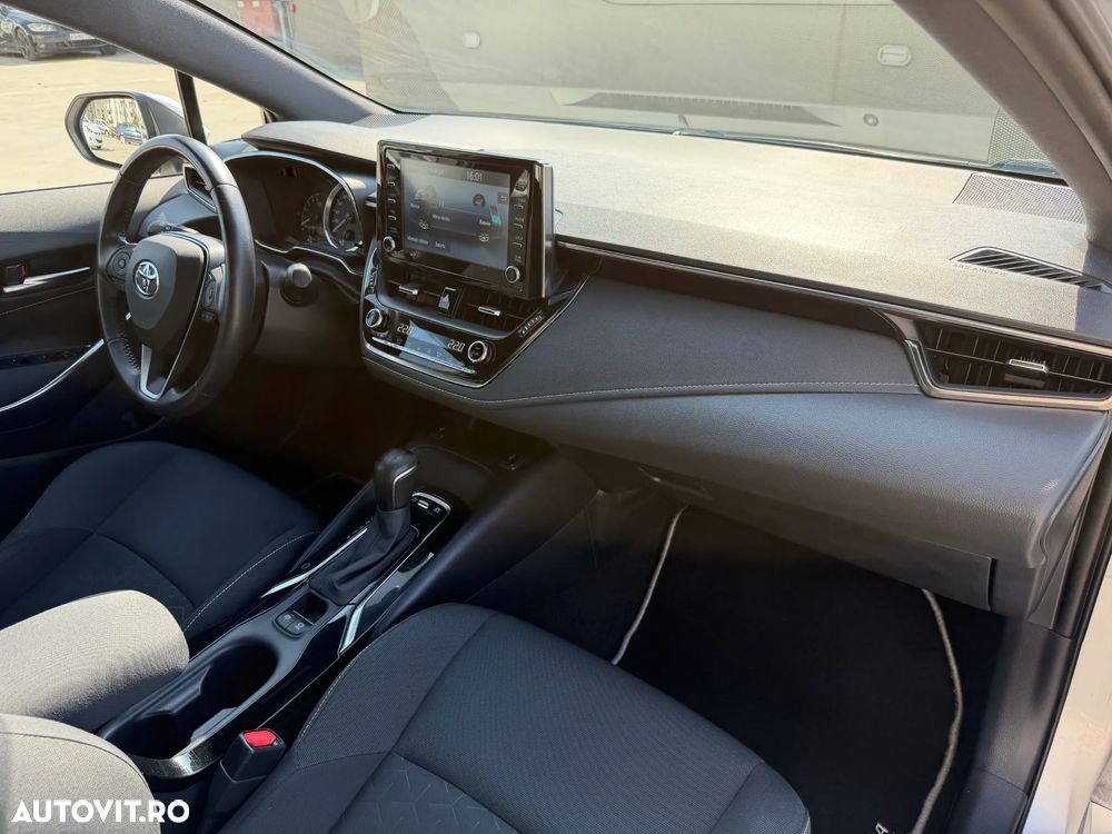 TOYOTA Corolla 2021 — imagine 6