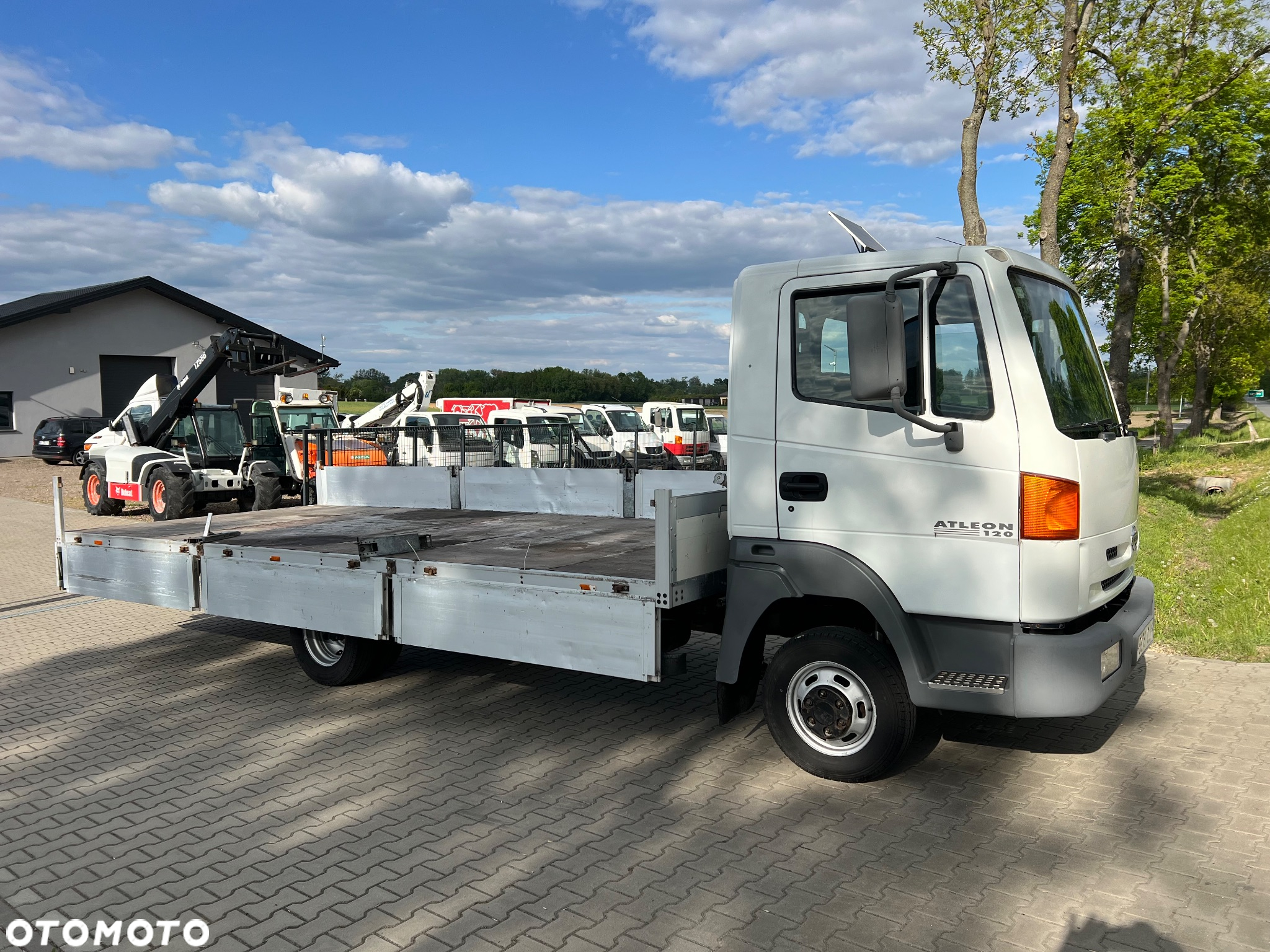 Nissan Atleon 56/35.120 - 33