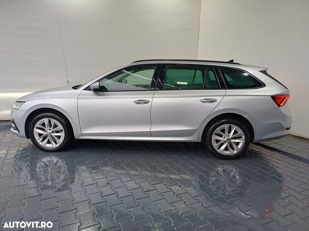 Skoda Octavia 2.0 TDI DSG Style - 2