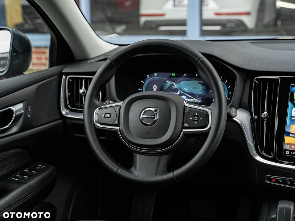 Volvo V60 B3 B Essential - 24