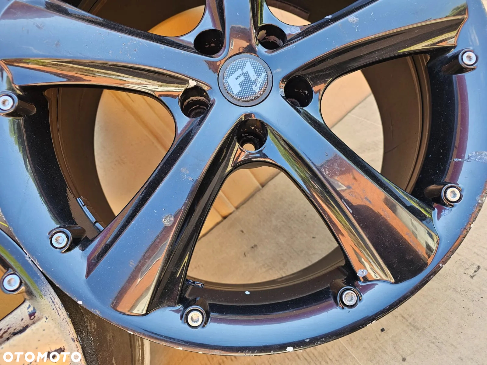 (F145) RH Volkswagen Golf Passat B6 Touran Seat Leon Audi A3 A4 Skoda Octavia / 8,5Jx19 ET35 5x112 / Zapas - 9