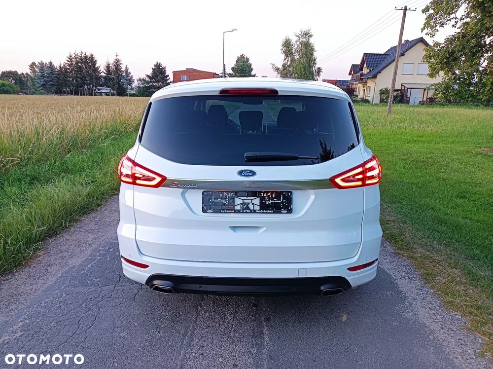 Ford S-Max 2.0 TDCi Titanium PowerShift - 37