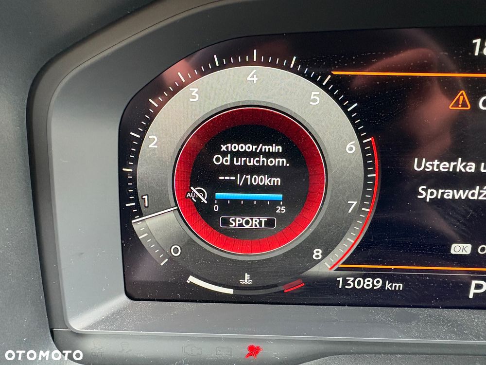 Nissan Qashqai 1.3 DIG-T MHEV Premiere Edition Xtronic - 27