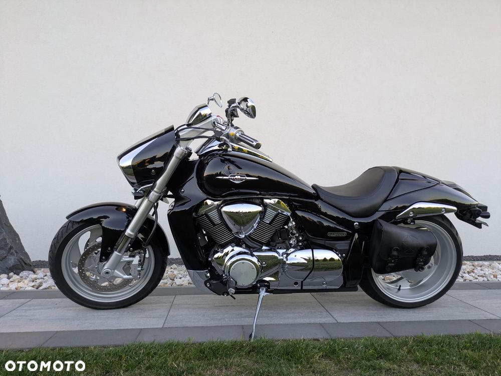 Suzuki Boulevard - 24