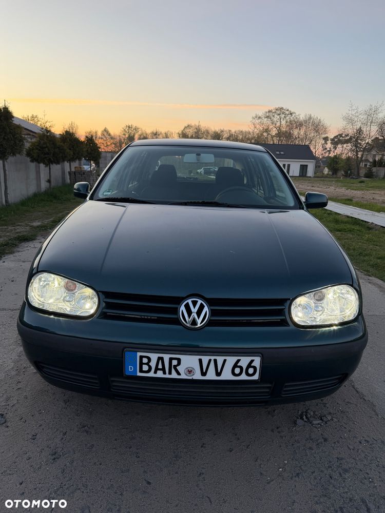 Volkswagen Golf 1.6 Comfortline - 7