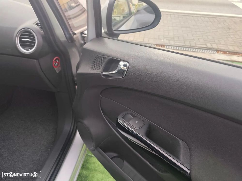 Opel Corsa 1.3 CDTi Cosmo - 20