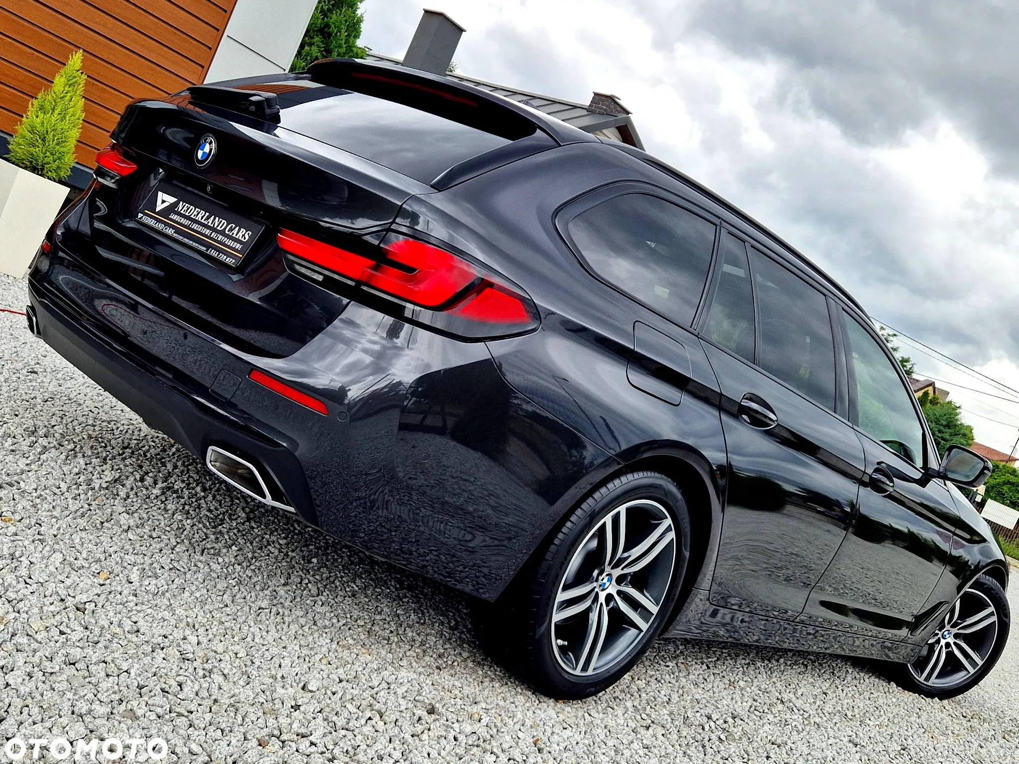 BMW Seria 5 520d Touring - 6