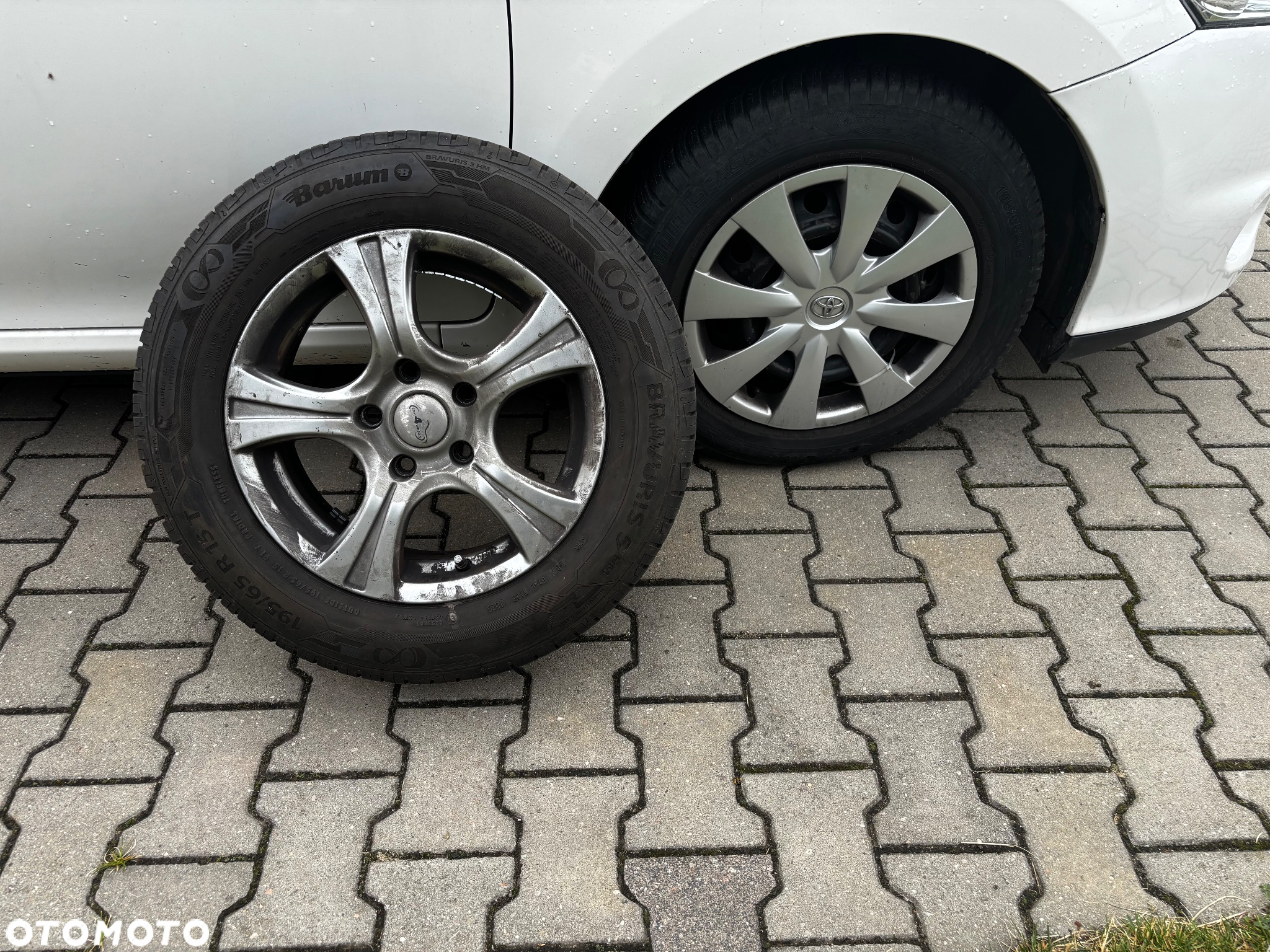 Toyota Auris 1.4 D-4D 2010 - 12