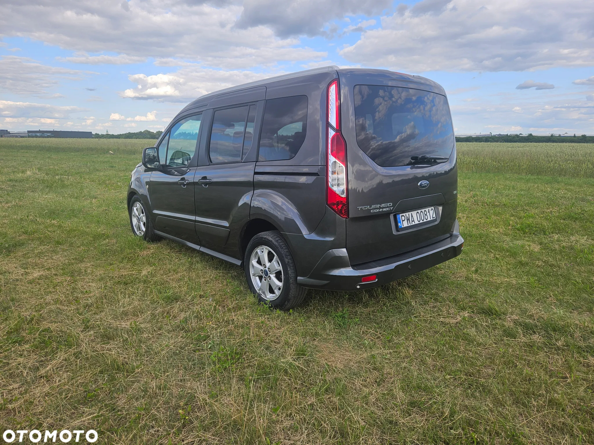 Ford Tourneo Connect 1.0 EcoBoost Titanium - 35