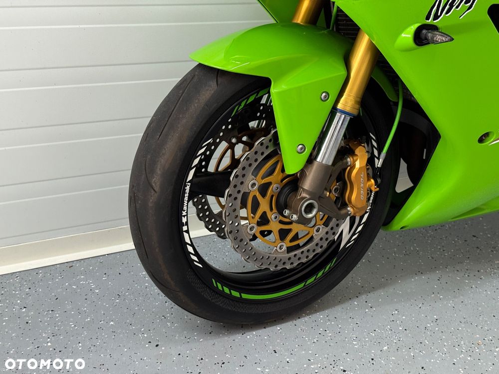 Kawasaki ZXR - 20