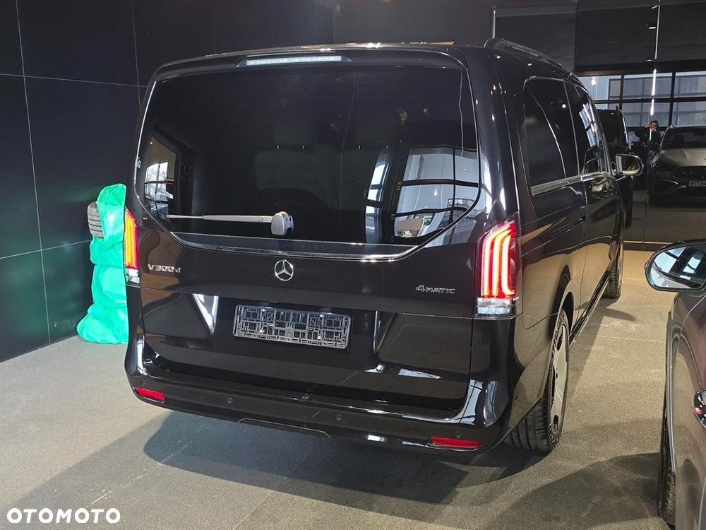 Mercedes-Benz Klasa V 300 d 4-Matic 9G-Tronic Exclusive (ekstra d³) - 4