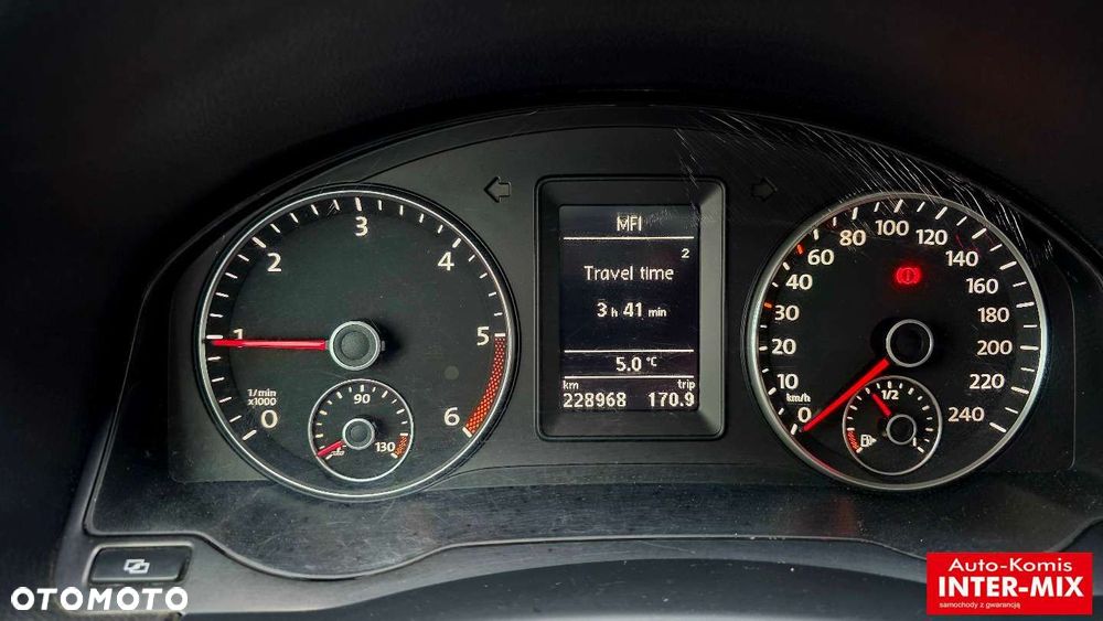 Volkswagen Golf - 22