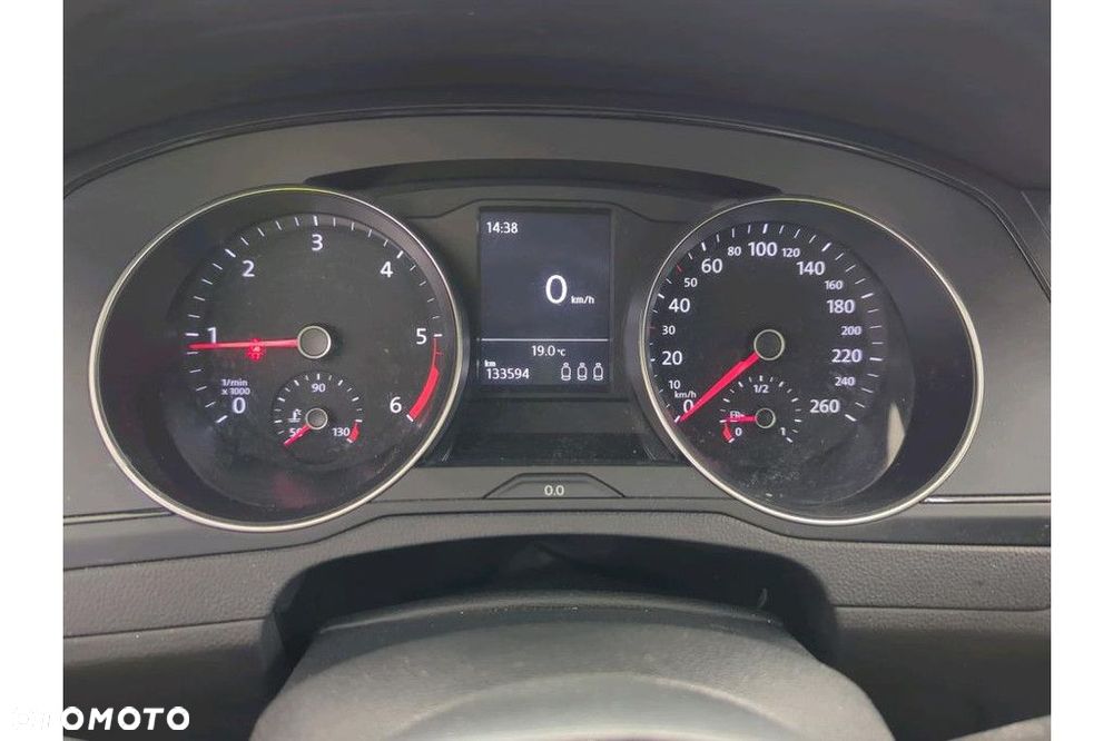 Volkswagen Passat Variant 2.0 TDI EVO Essence - 6