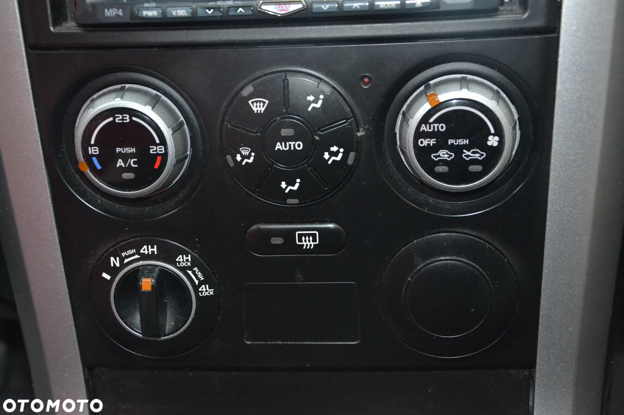 Suzuki Grand Vitara 2.0 - 7