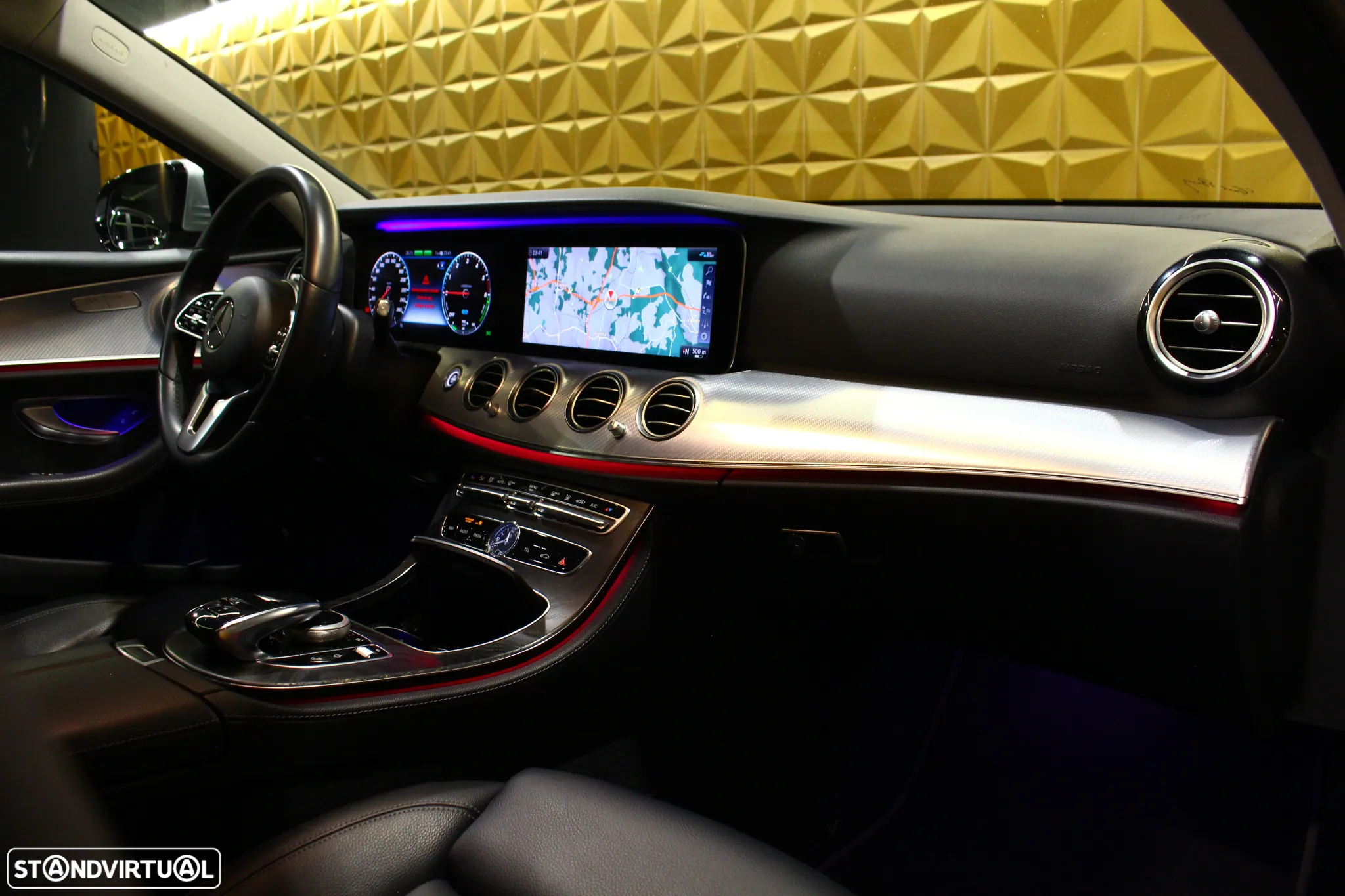 Mercedes-Benz E 300 de Exclusive Line - 16