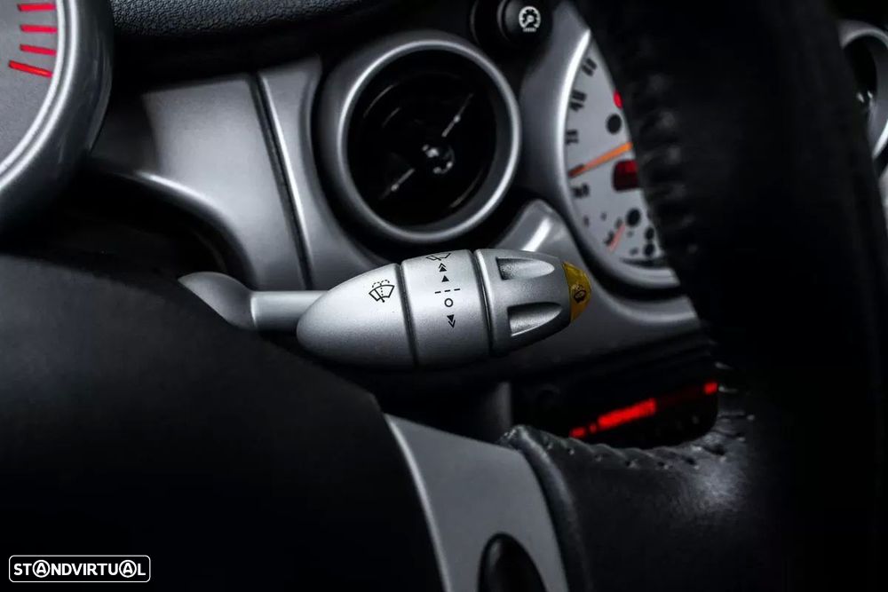 MINI Cabrio Cooper - 18
