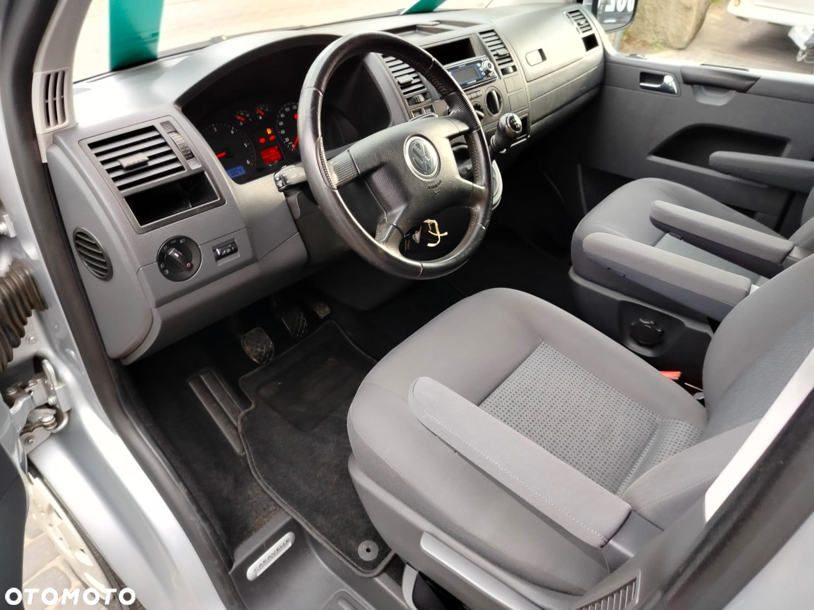 Volkswagen Caravelle TDI L1 Mixt - 15