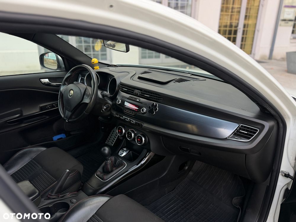 Alfa Romeo Giulietta 2.0 JTDM 16V Turismo - 6
