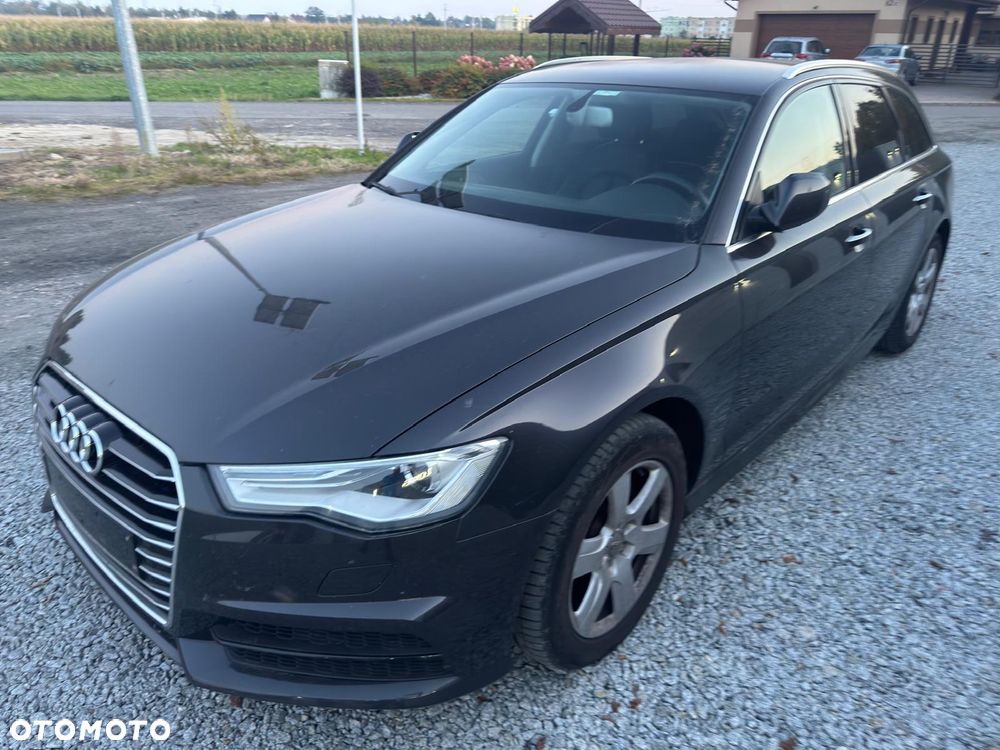 Audi A6 Avant - 1