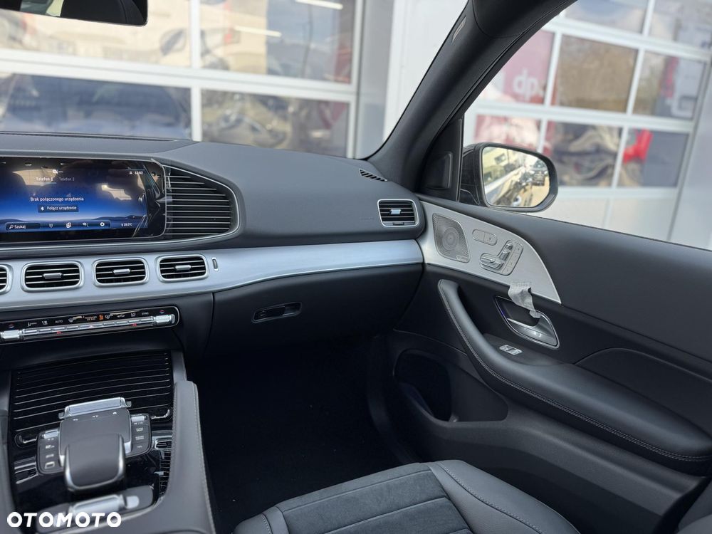 Mercedes-Benz GLE 300 d 4Matic 9G-TRONIC AMG Line Advanced Plus - 16