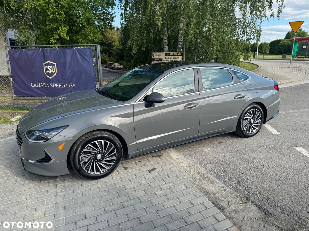 Hyundai Sonata - 18
