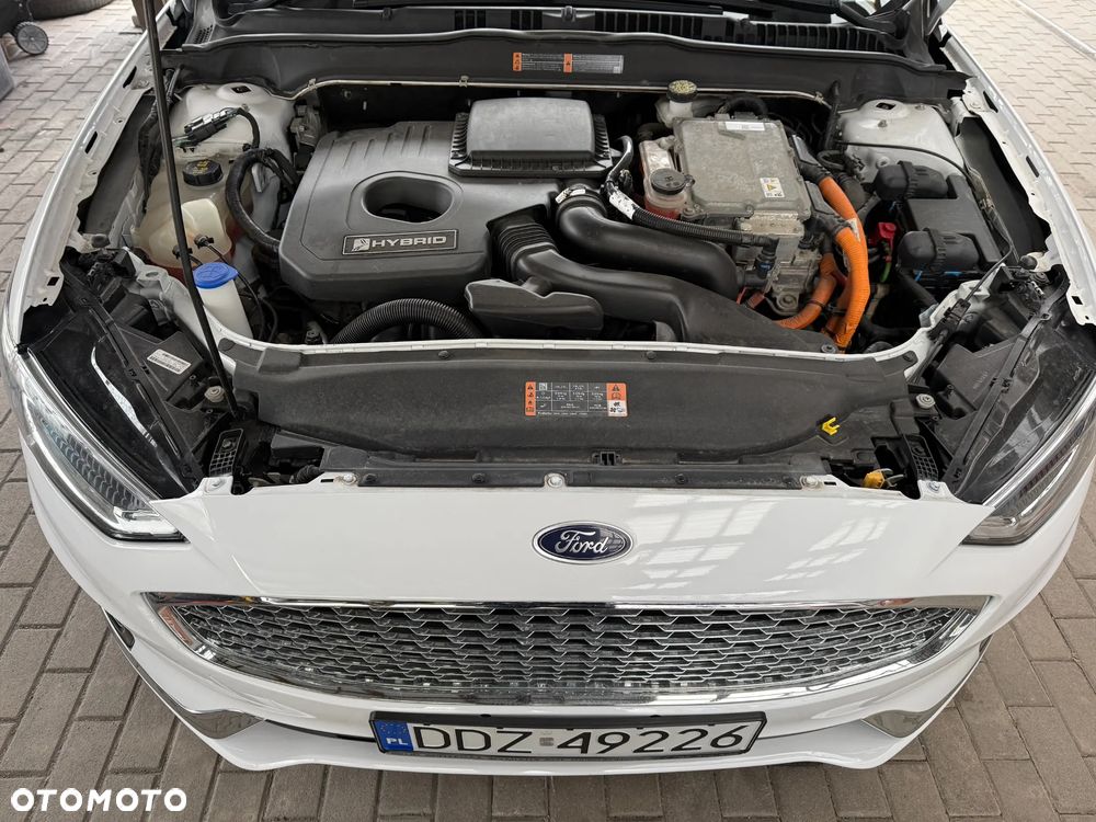 Ford Fusion - 15