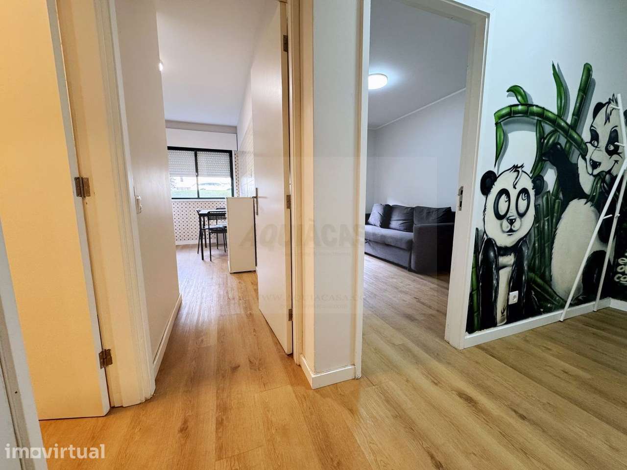 T1 totalmente renovado e mobilado com varanda junto à Casa da Música - Grande imagem: 4/18