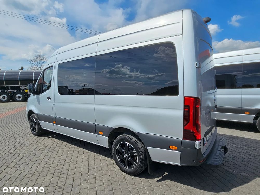 Mercedes-Benz Sprinter - 13