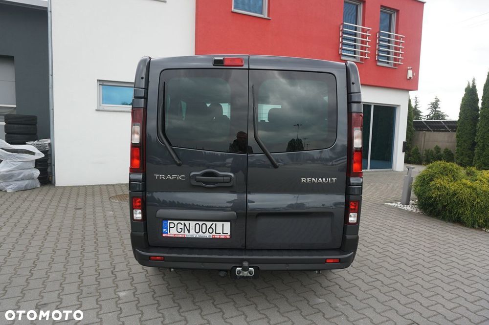 Renault Trafic 2.0 dCi - 22