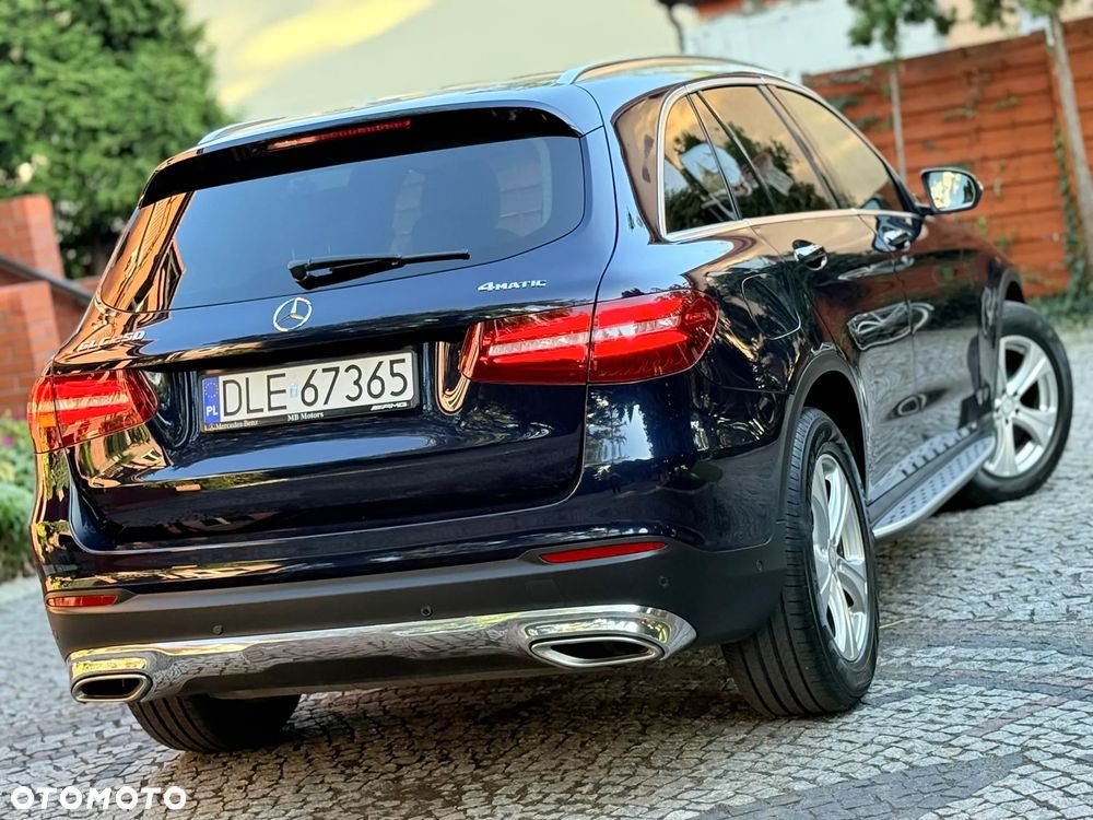 Mercedes-Benz GLC - 37