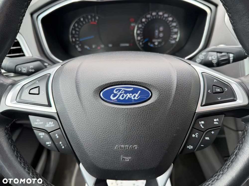Ford Mondeo 2.0 TDCi STart-Stopp Titanium - 11