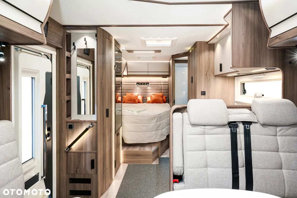 KABE Royal x810 LXL - 9