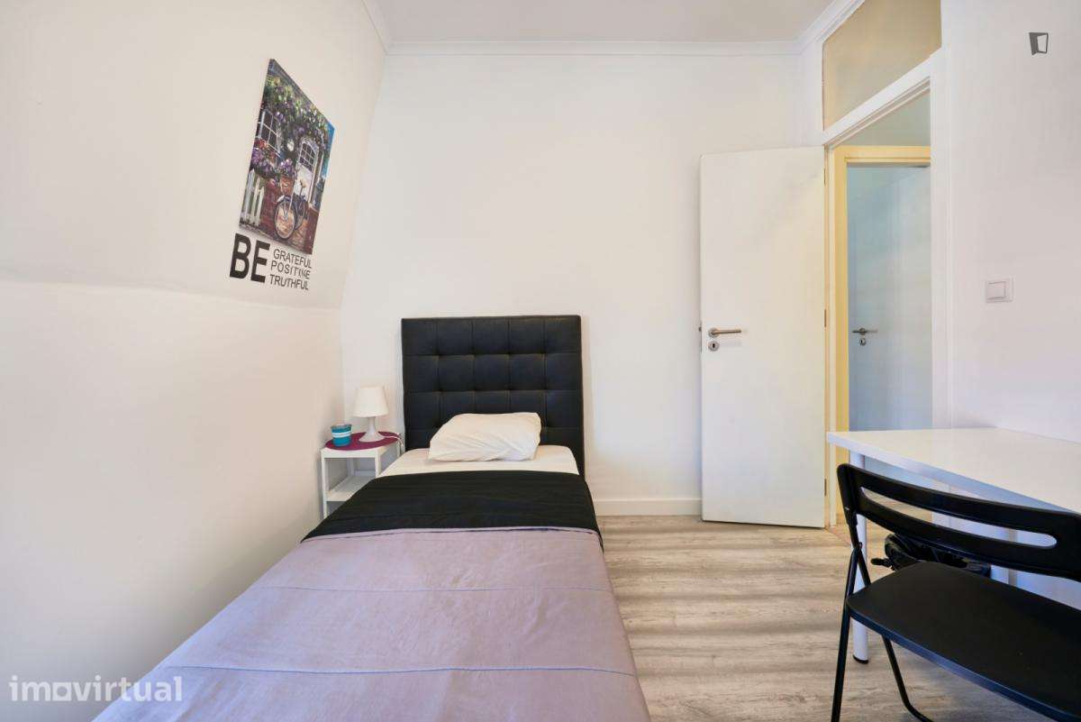 Quarto - localizado em Arroios Lisbon - Grande imagem: 4/45