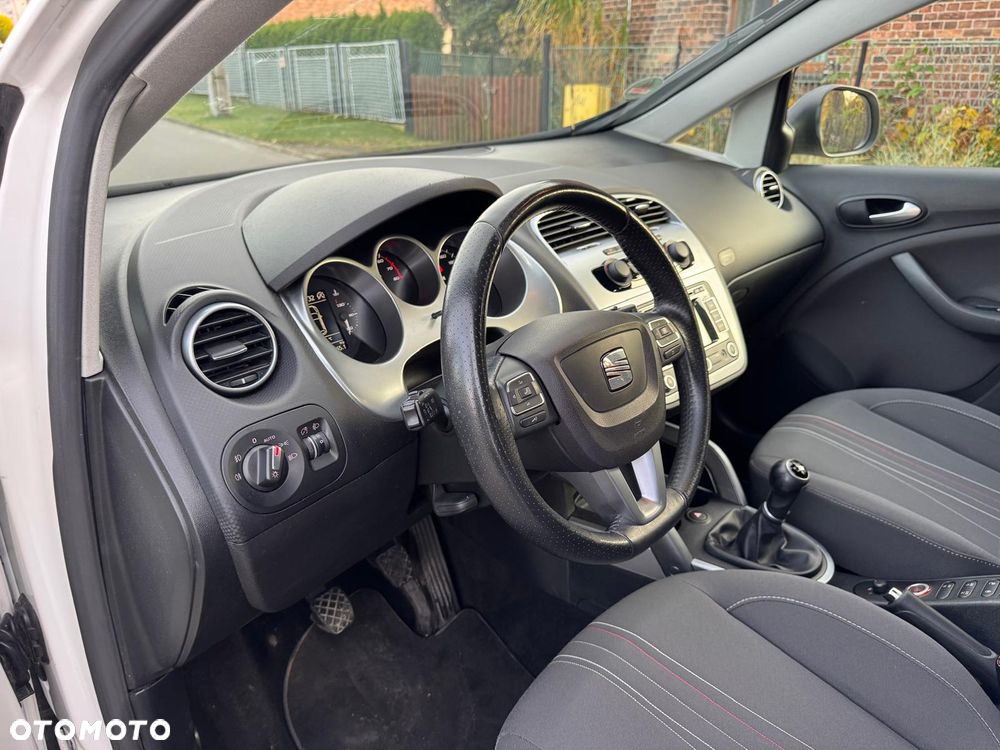 Seat Altea XL 1.2 TSI (Ecomotive) Start & Stop Reference Copa - 14