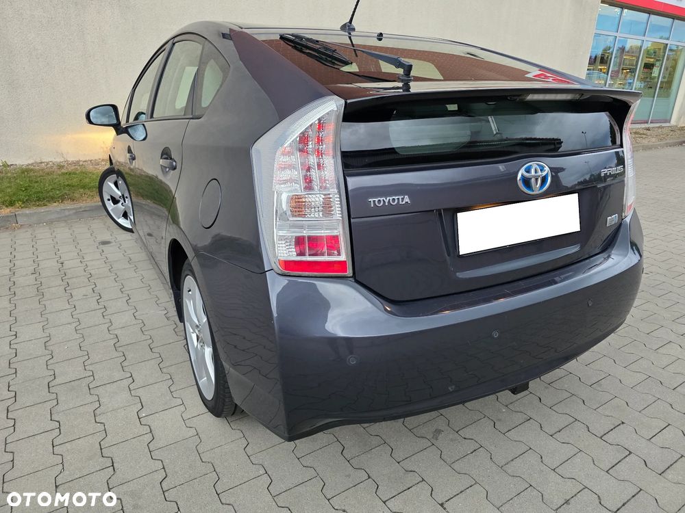 Toyota Prius - 10