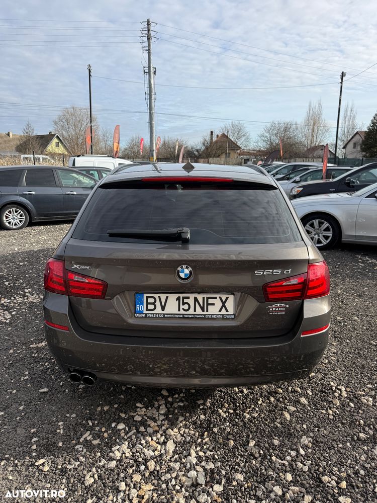 BMW Seria 5 525d xDrive - 8