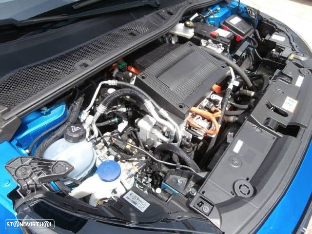 Peugeot e-208 50 kWh Allure - 41