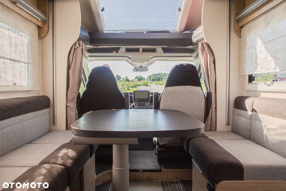 Ford CHAUSSON 650 - 3