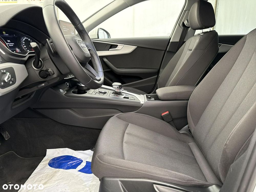 Audi A4 Limousine 35 TFSI S tronic - 13