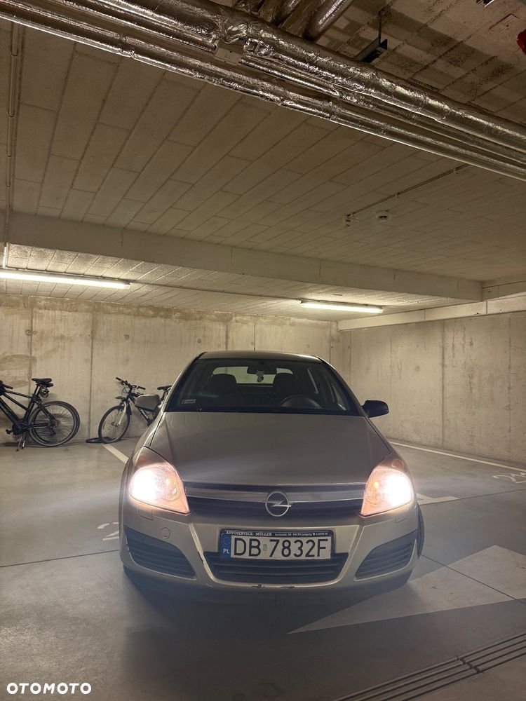 Opel Astra 1.7 CDTI Enjoy - 4
