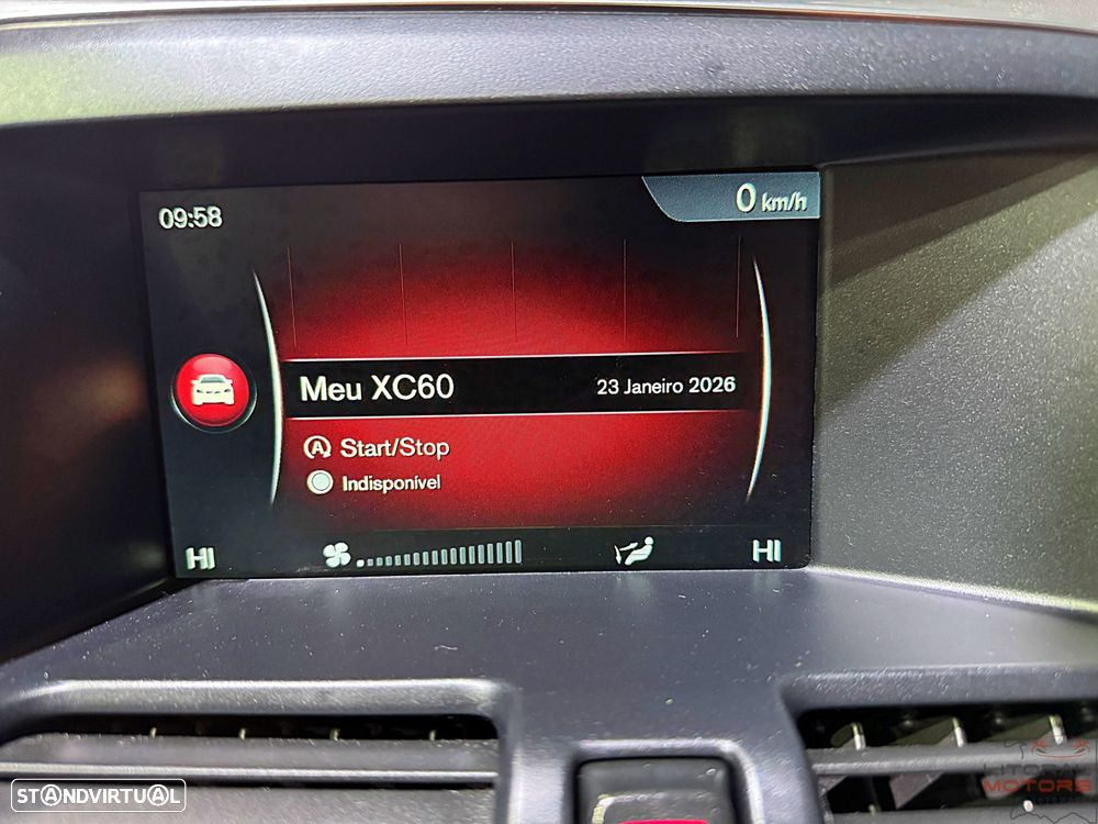 Volvo XC 60 2.0 D3 Momentum - 31