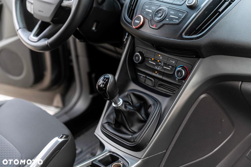 Ford Kuga 1.5 EcoBoost FWD Trend ASS - 18