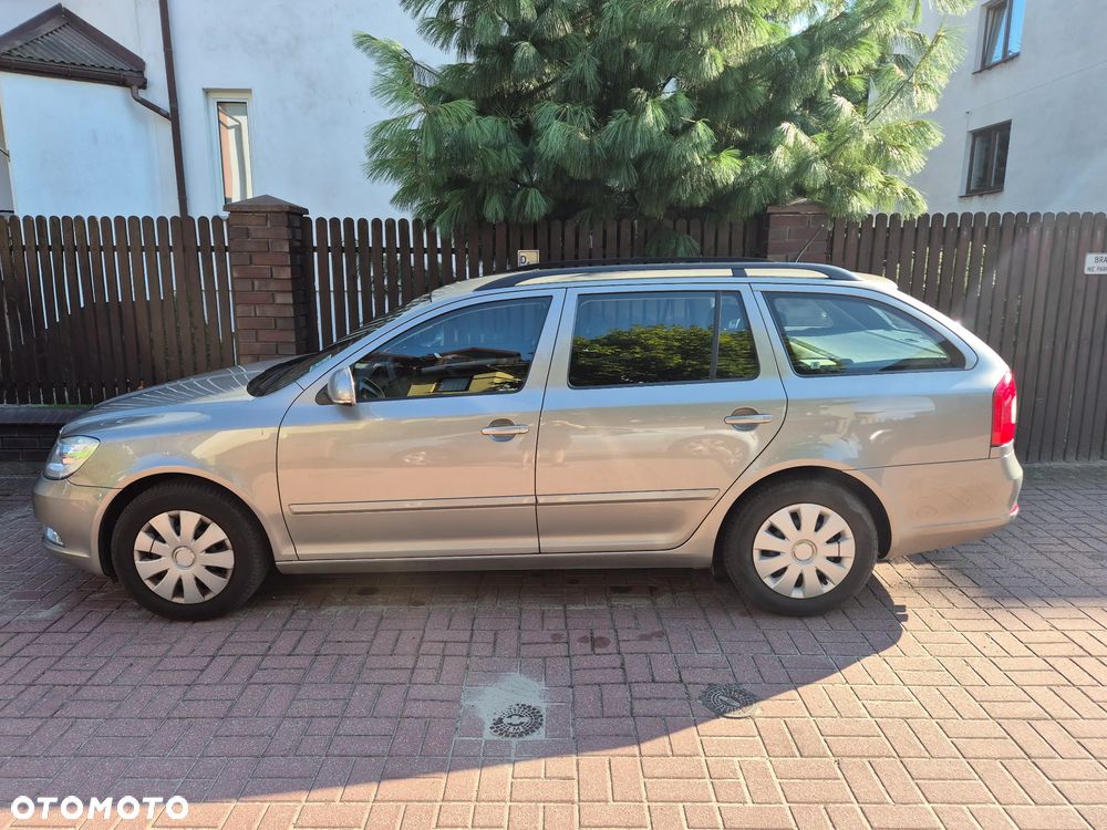 Skoda Octavia 1.4 TSI Ambiente - 2