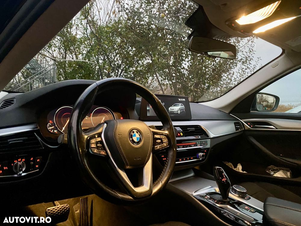 BMW Seria 5 520d xDrive AT - 8