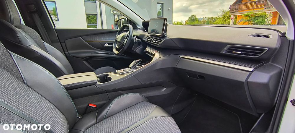 Peugeot 3008 225 e-EAT8 GT Pack - 26