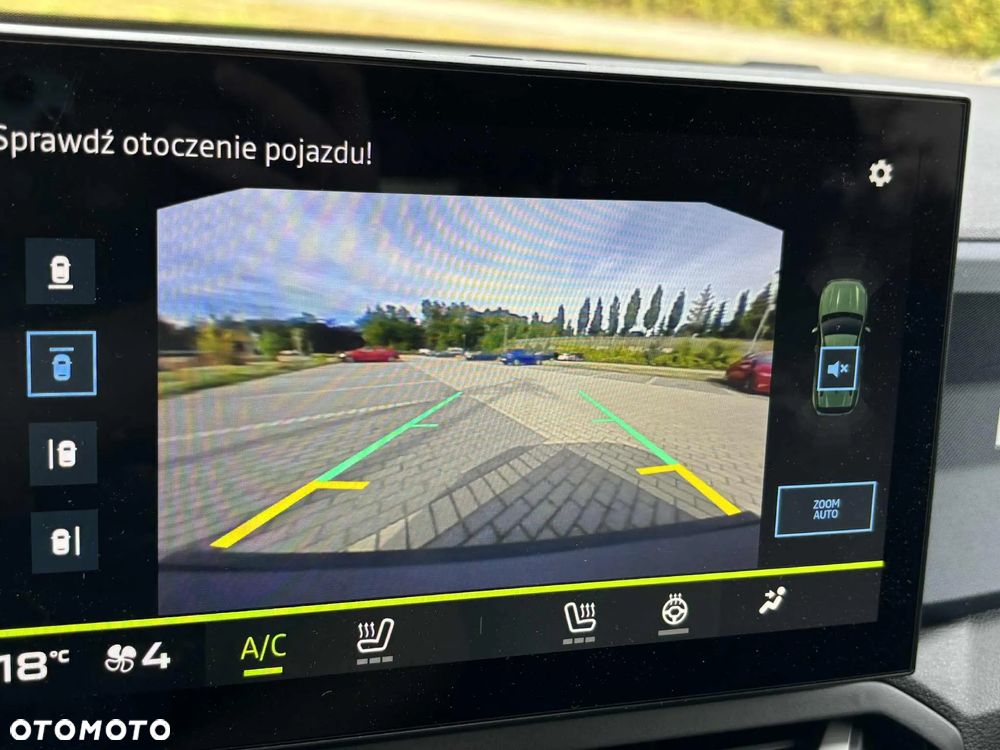 Dacia Duster 1.6 Full Hybrid 140 Journey MMT - 9