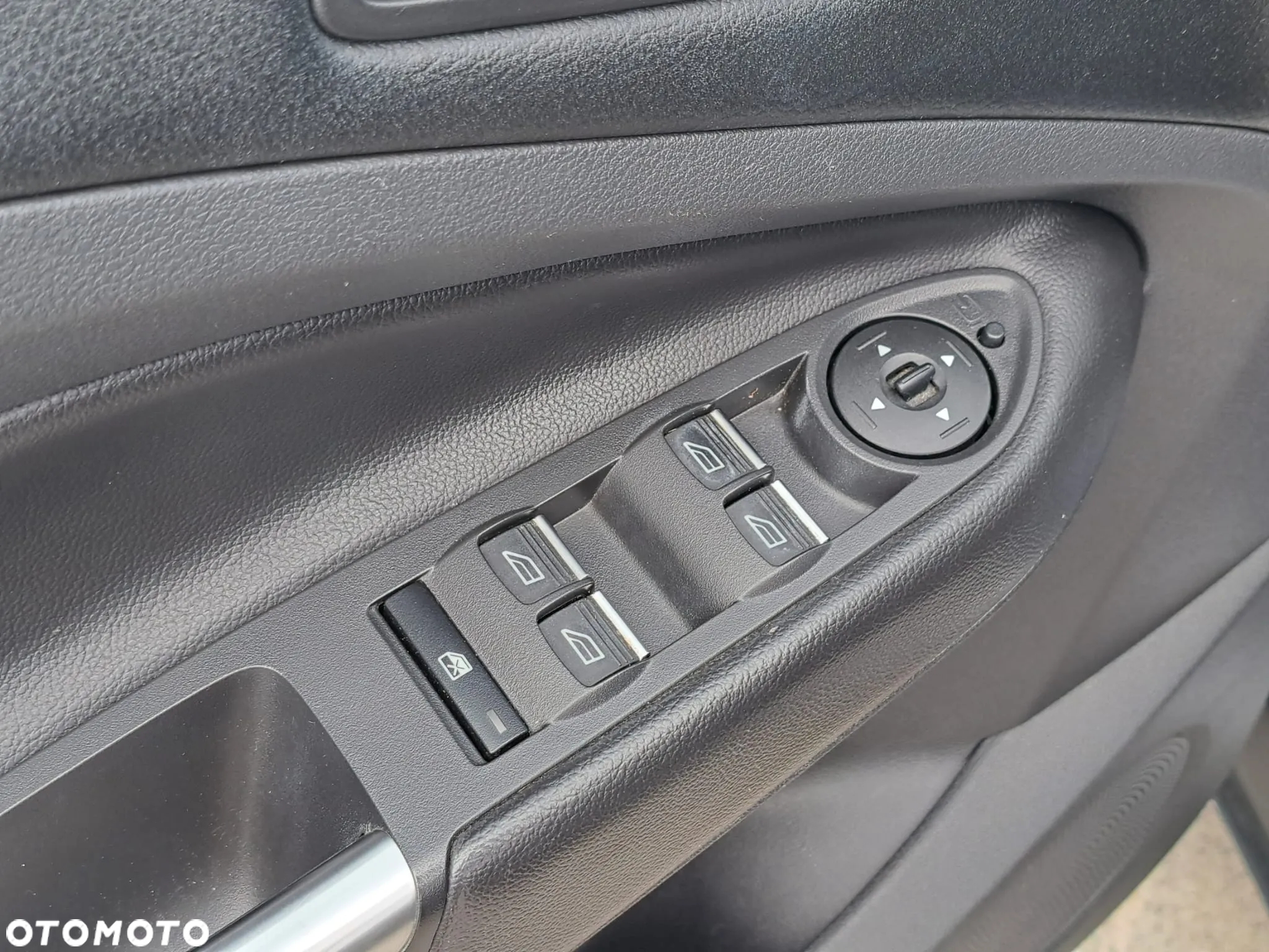 Ford Kuga 2.0 TDCi 4WD Titanium - 33