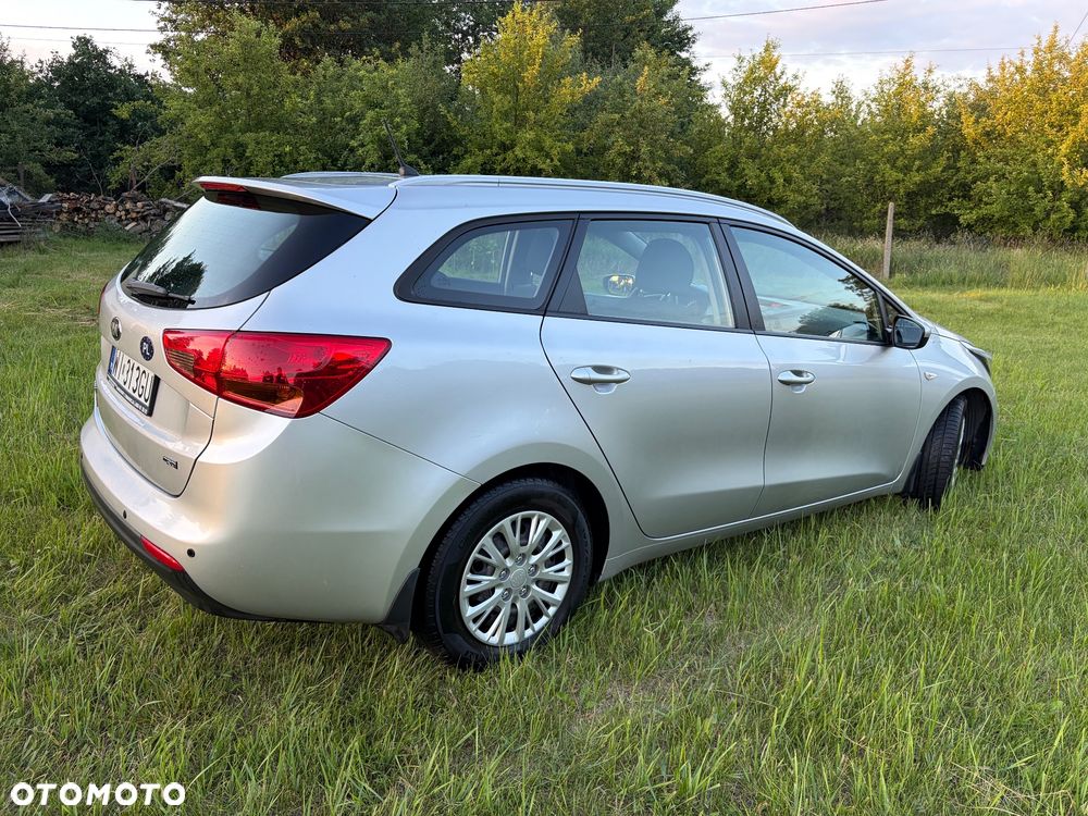 Kia Ceed 1.6 CRDi M - 3