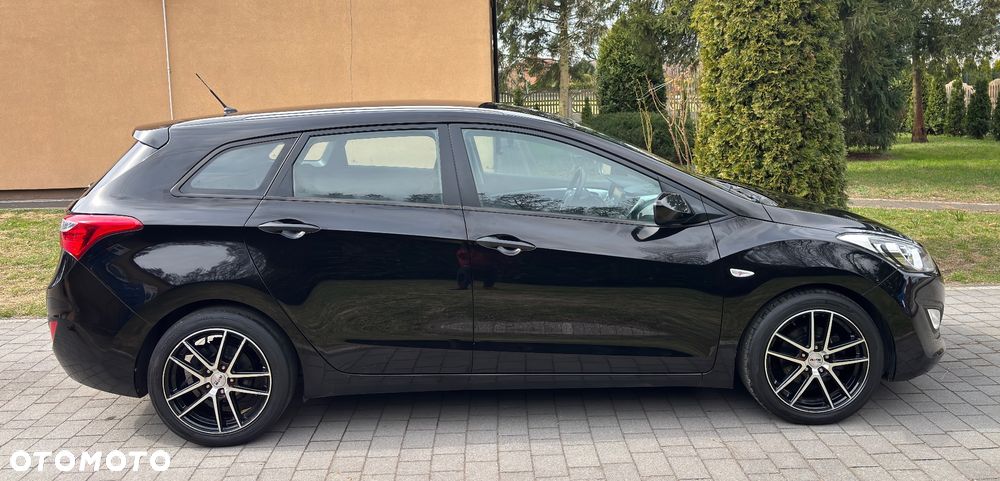 Hyundai i30 1.4 Comfort - 14