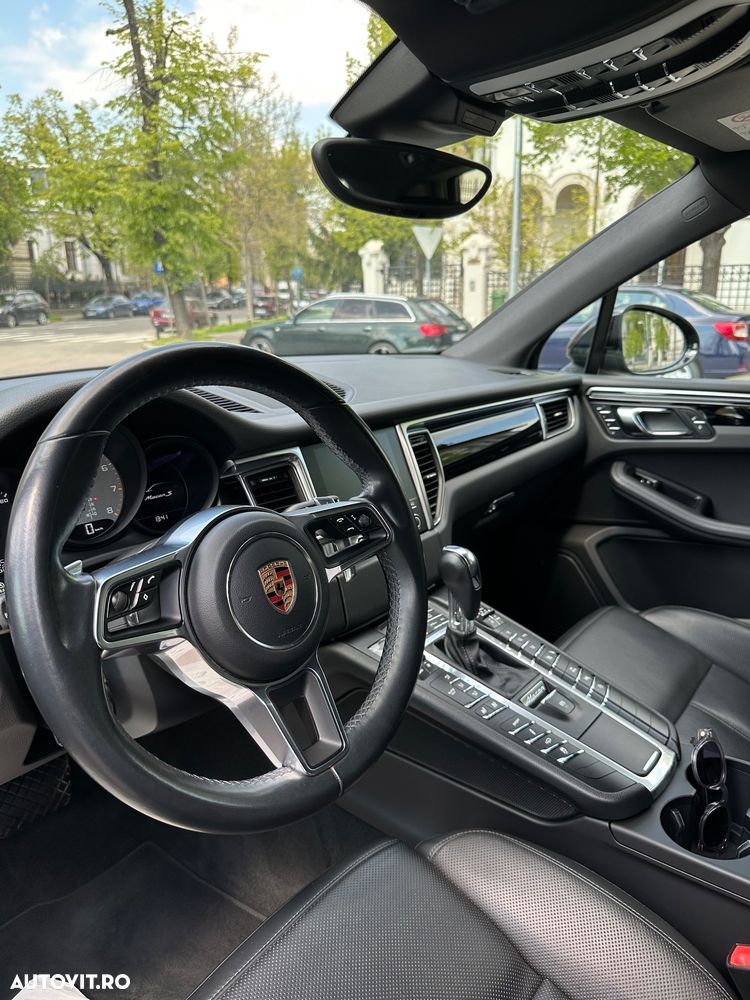 Porsche Macan S - 14